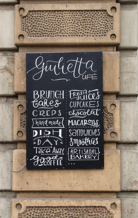 pizarra exterior Giulietta Cafe Baco y Boca