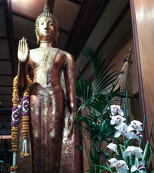 Buda Thai Garden Baco y boca